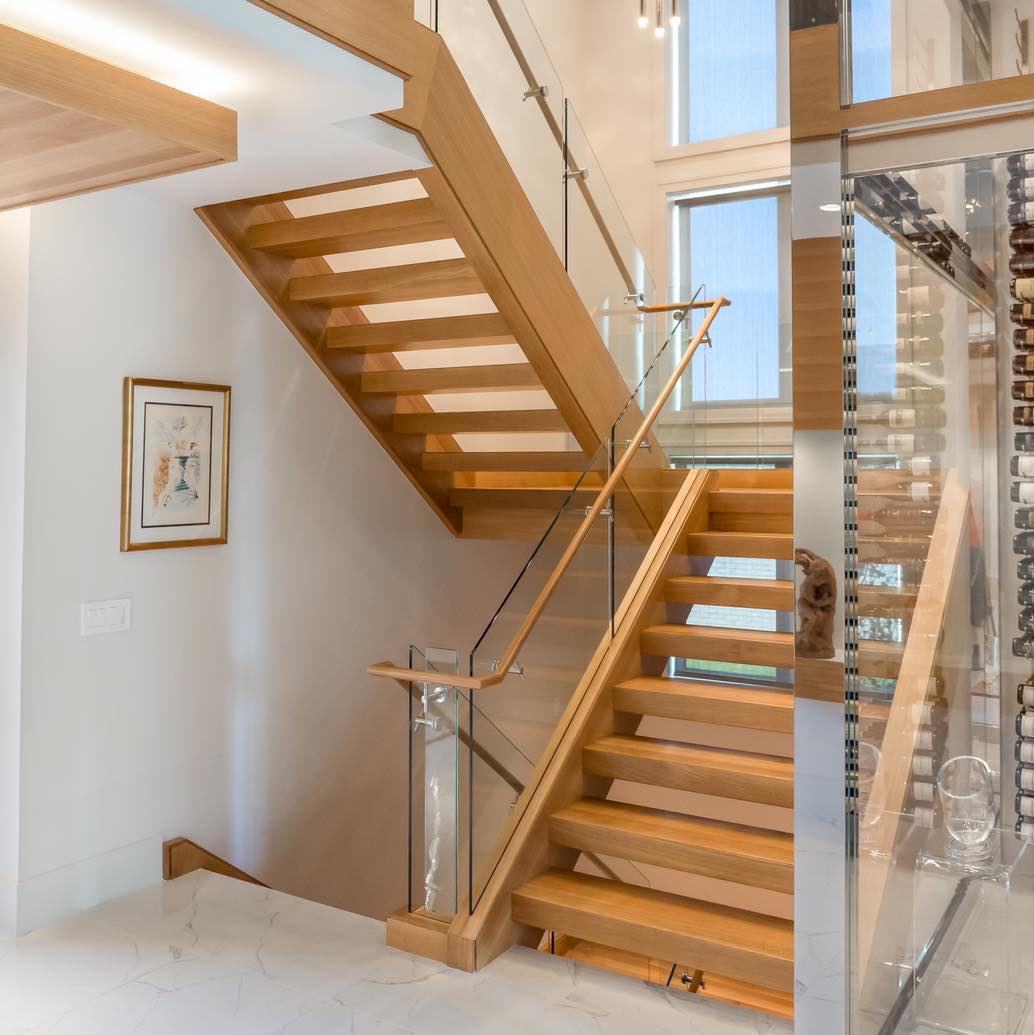 JPCHomebuilder's tweet photo. [2/2] Today we’re sharing just a few of our favorites!

#Staircase #CustomStaircase #Stairs #Steps #Architecture #Millwork #RiftCutOak #Risers #Spindles #NewelPosts #Railing #FloatingStaircase  #ArchitecturalDesign #BuildToSuit #AlwaysLookingUp #BuildLocal #JPCraig https://t.co/XNuIu6kB6M