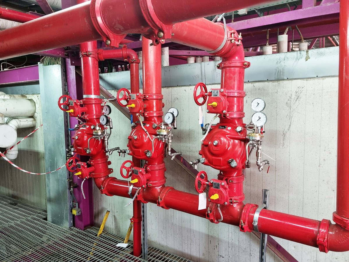 Fishman Cooling Enterprises in Caesarea recently installed 13 of BERMAD's 6" Dry-Pipe control valves, Model FP-06-400Y-DP, specifically designed for advanced fire protection systems >> hubs.li/H0XdQ450

#FireProtection #coldstorage #coldrooms #fireprevention