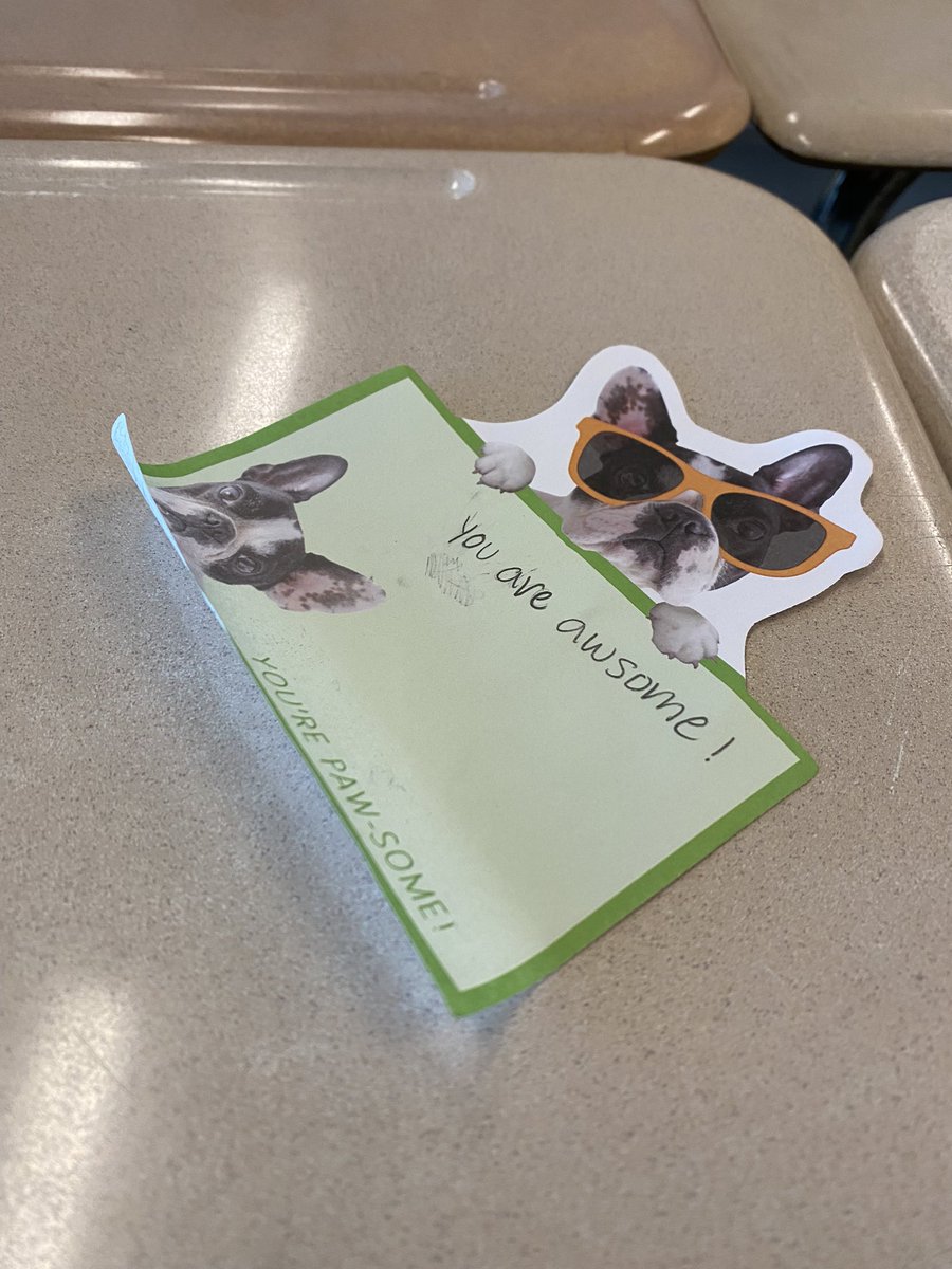 HoGreatSMS's tweet photo. Some of the 6th graders left positive notes on the desks for the next periods. 😌
This is what community looks like!💕 @StephensMiddle #ThePrideOfTheWestside #LBUSD https://t.co/NEgioFjqDu