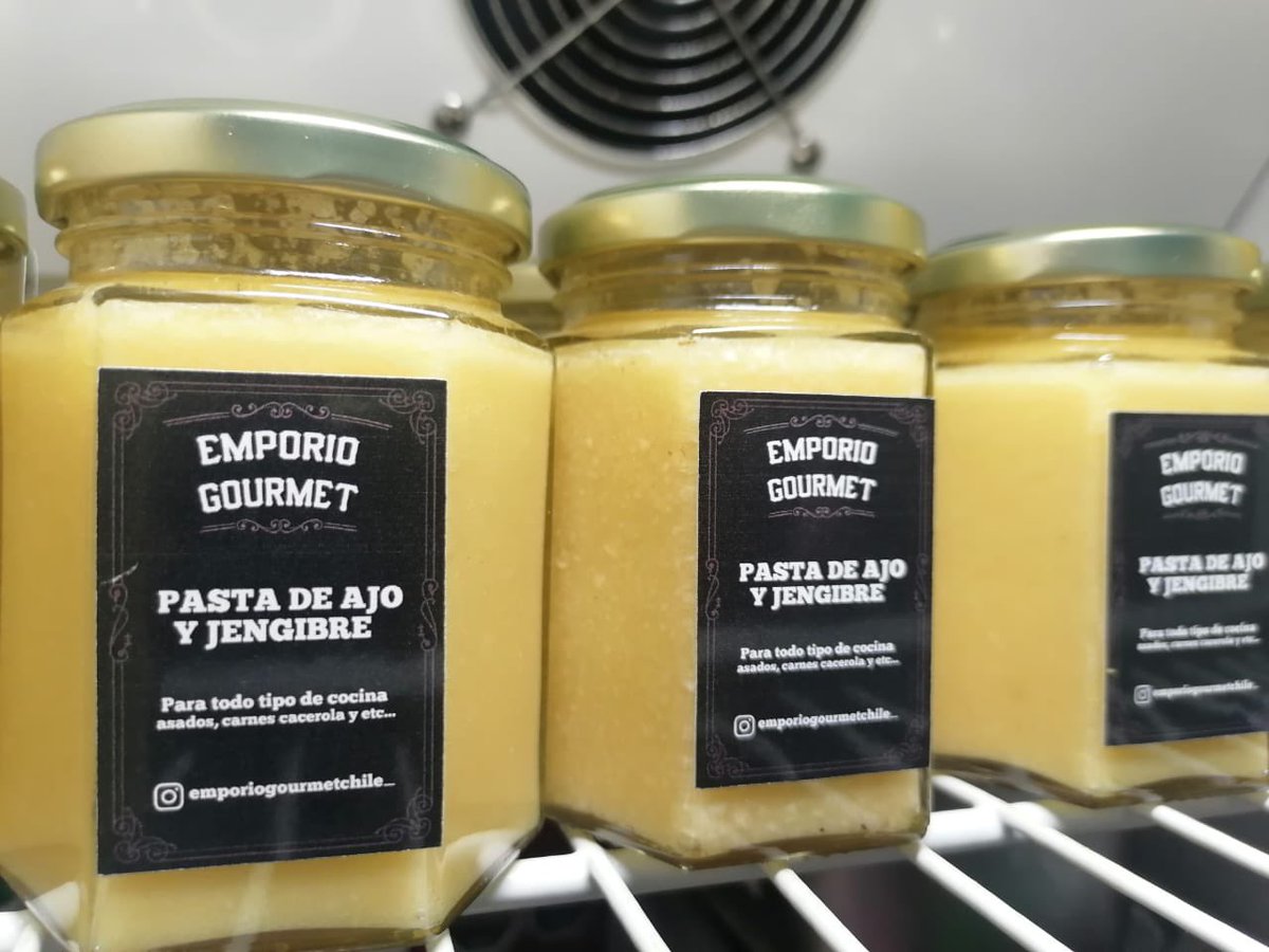 DepereiraV's tweet image. Chicos, vengo a pedir todo el RT posible para el carro de mi hermano. El es chef y se tuvo que reinventar post pandemia. Tiene su carro de completos nuevo y necesita llegar a más gente. Esta en Macul (Gregorio de la Fuente). Además tiene productos elab propia!! Muchas gracias