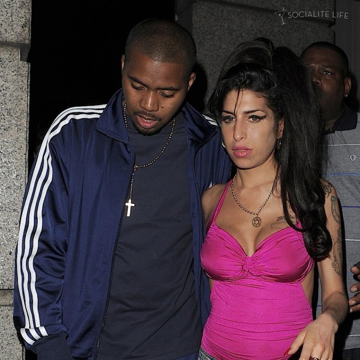 Happy Birthday 
Nas & Amy Winehouse. 