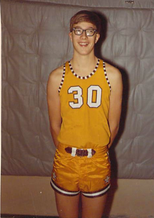 MinotHighAD's tweet photo. Kurt Carlson
2021 Hall of Fame Profile #8

Lettered in Basketball &amp; Football

Voted one of best players in Class A in 1960's

All-WDA 1968 &amp;1969

All-State 1969

1969 team was WDA champions and finished 5th at State

Member of Minot State Hall of Fame for basketball https://t.co/CMdHj8y2FA