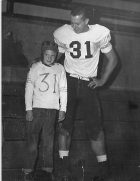 MinotHighAD's tweet photo. Kurt Carlson
2021 Hall of Fame Profile #8

Lettered in Basketball &amp; Football

Voted one of best players in Class A in 1960's

All-WDA 1968 &amp;1969

All-State 1969

1969 team was WDA champions and finished 5th at State

Member of Minot State Hall of Fame for basketball https://t.co/CMdHj8y2FA