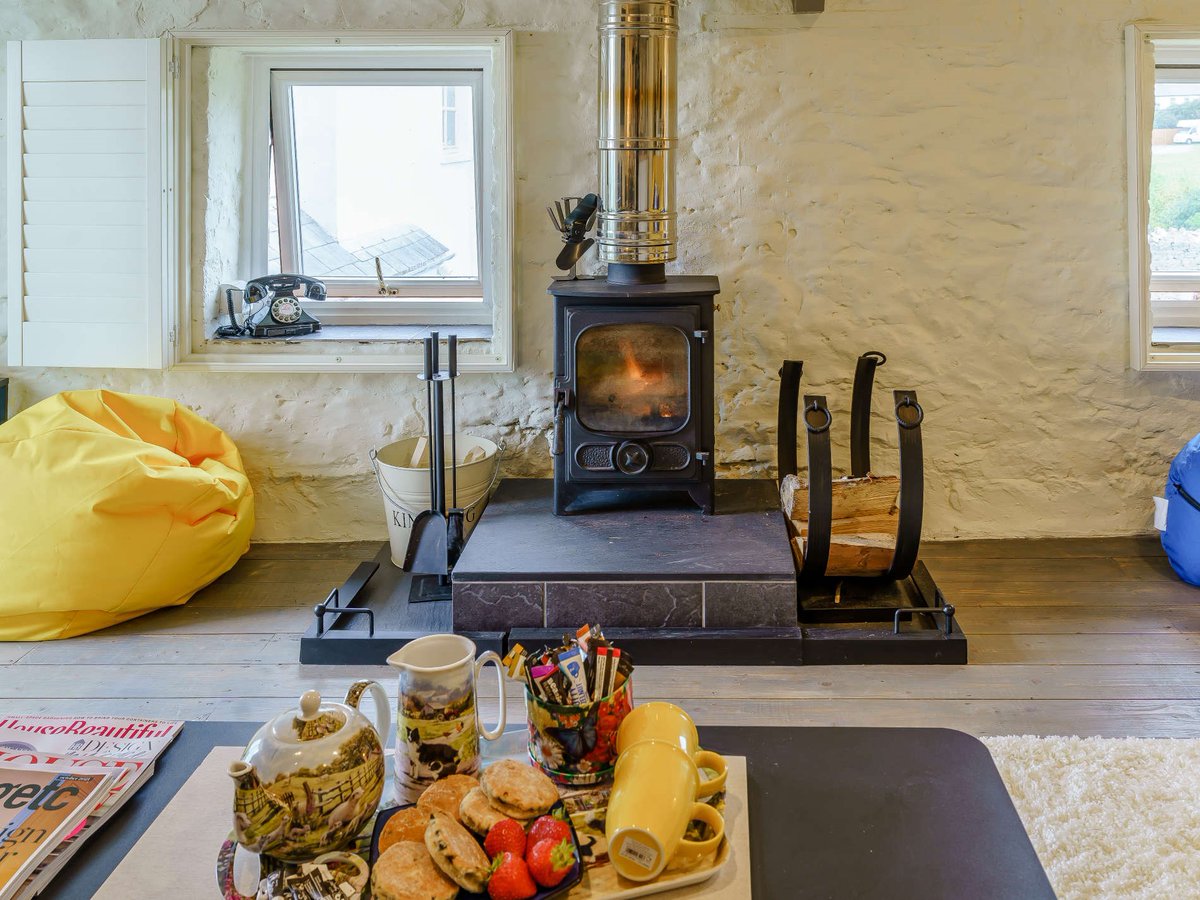 Dog friendly Wales holiday accommodation - Southerndown - sleeps 6
horizoncottages.com/cottages/35197
#wales #southerndown #holidaycottages #instatravel #cottagerental #holiday #travel #staycation #staycation2021 #staycationuk #ukbreak #shortbreak #holidayhome #dogfriendly #visitwales