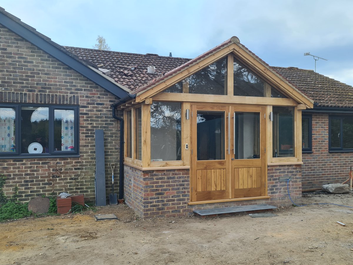simply_oak's tweet photo. Another rendition of our popular fully glazed porch. Google door smart technology and all wiring hidden within the frame.  

#ukoak #simplyoak #oakframe #frameddesign #oakjoinery https://t.co/juouwcKxQp