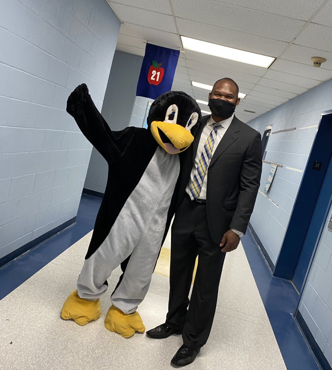 MINDEduOrg's tweet image. Share your JiJi selfies with us! #STMathB2S