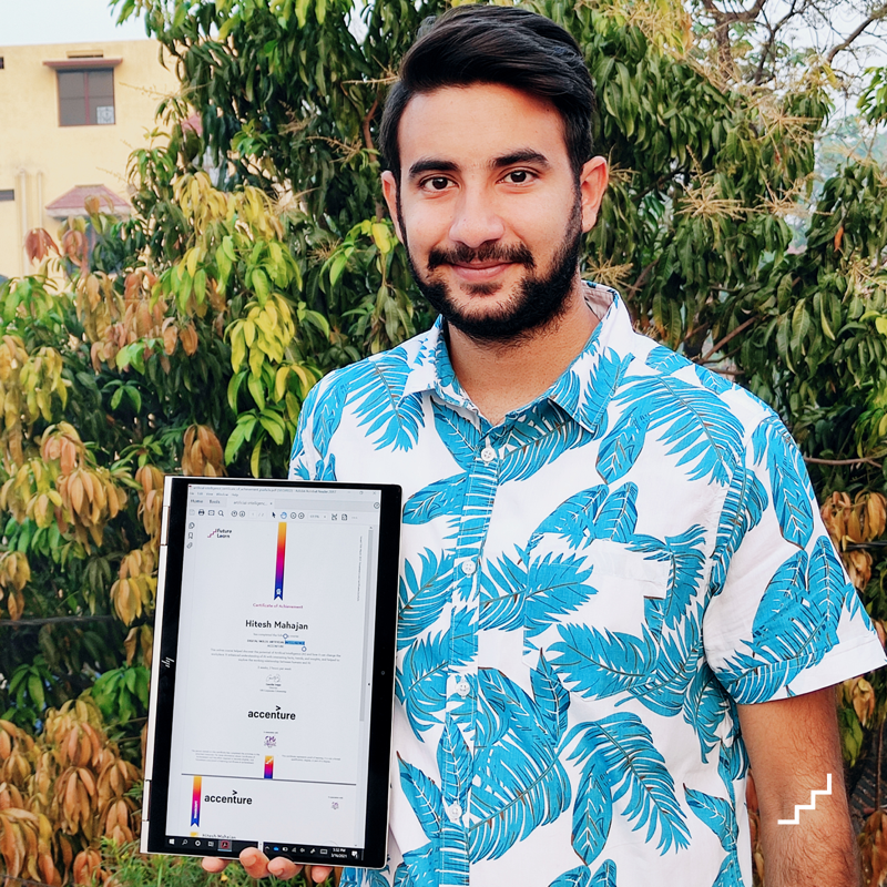 FutureLearn's tweet photo. Learning &amp; Development Specialist by day, Artificial Intelligence Learner by night 🧑‍💻 Hitesh is determined to broaden his mind so took on the challenge of doing a course that sits outside his professional skill set. High-five for getting your certificate! 🙌 #FutureLearners https://t.co/06aSstj0cc