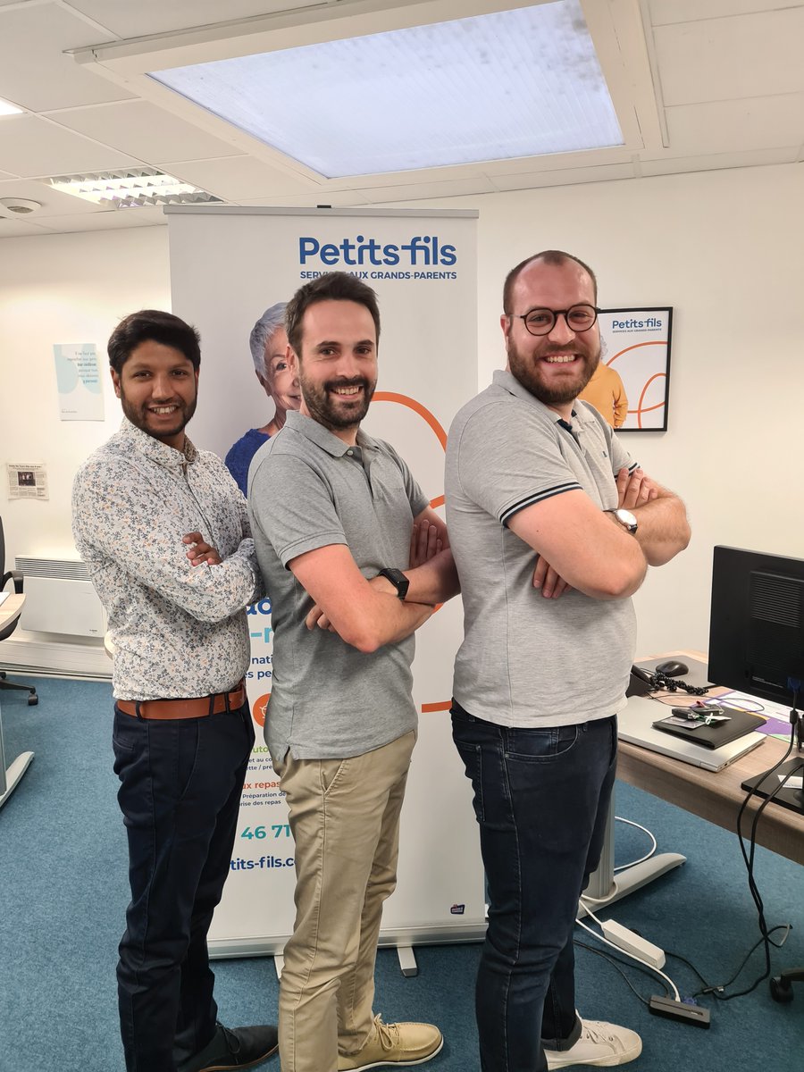 Bienvenue à nos trois mousquetaires de l'aide à domicile chez Petits-fils Tours!