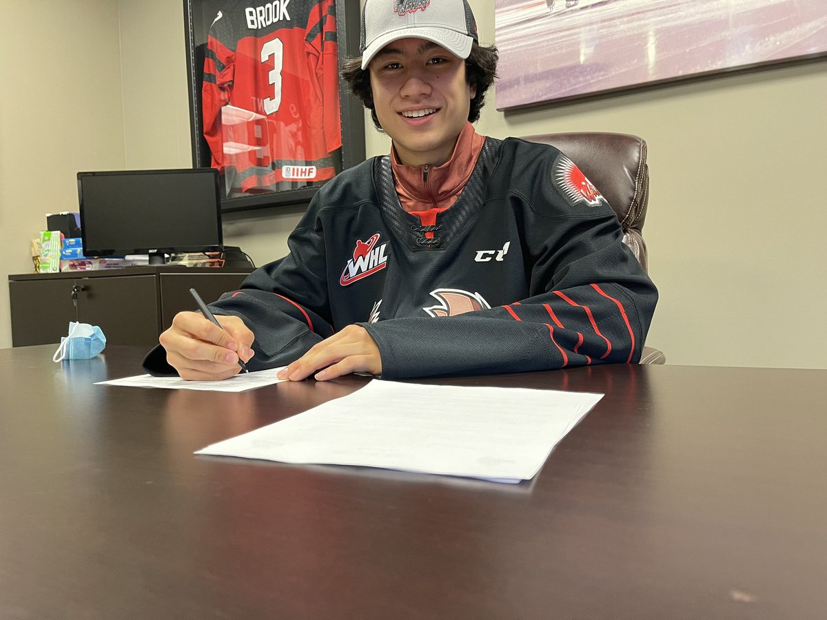 Super proud of my son Matthew Gallant to sign with the MJ Warriors. A lot of hard work and congratulations Gally! Can’t wait to watch you tonight! I will be buying my Warrior souvenirs in honour of your accomplishment!