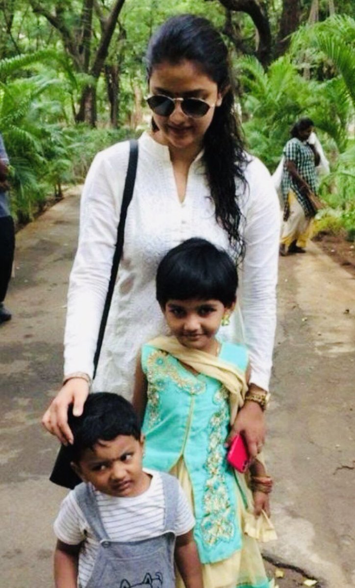 92Keerthy's tweet photo. Every child comes with the message that #God is not yet discouraged of people.

💛💙

@KeerthyOfficial 
#KeerthySuresh
#DailyMotivation 
#LifeLessons https://t.co/arv1P0bkx2