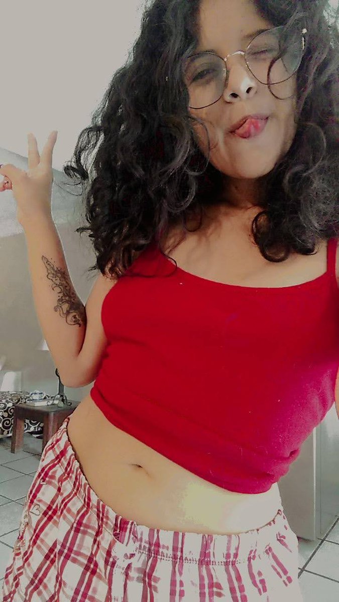 Fotitos bonitas :3 por qué si, si uso ropa
 :3💟