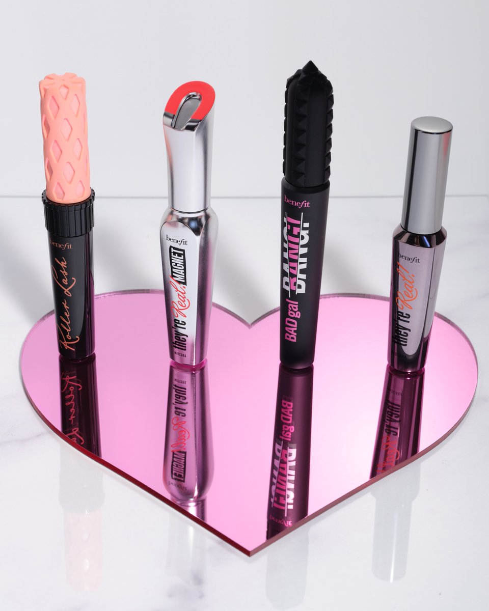 BenefitBeauty's tweet image. Our lineup for the rest of the work week 💕
Tuesday: 💗 #rollerlash
Wednesday: 🧲 #theyrerealmagnet
Thursday: 🚀 #badgalbang
Friday: 🧡 #theyrereal