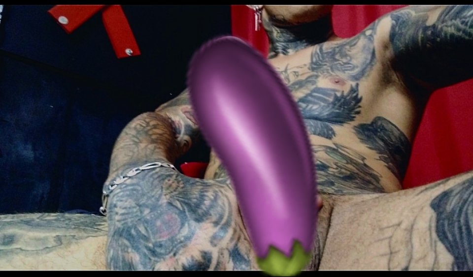 AlexanderTatto6's tweet photo. https://t.co/DarGkj84Aa sígame  🥵🍆😈 https://t.co/CYZHqSAZGk