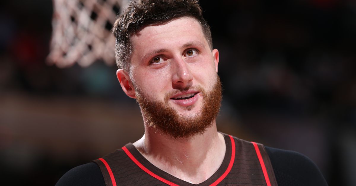 The Critical Conundrum of Jusuf Nurkic: Photo by Sam Forencich/NBAE via Getty Images Everyone knows who Portland’s starting center is. How they’ll use him? That’s another matter. When people talk about the Portland Trail Blazers, 90% of the… https://t.co/mYM7aKc0Nz #RipCity https://t.co/3IFBgbGU58