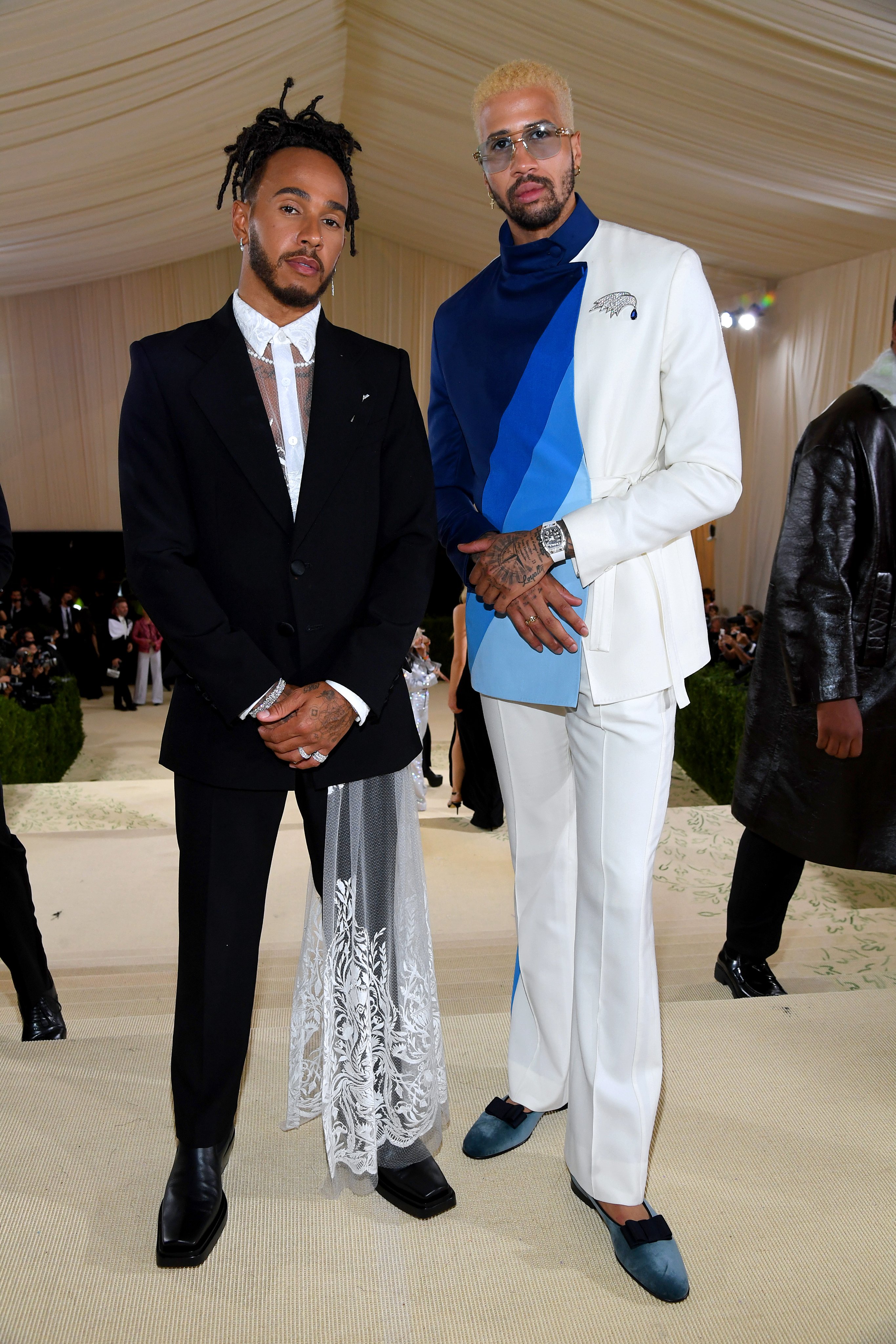 ganz zu schweigen von 945 Malz lewis hamilton met gala Ablehnen Fiktiv