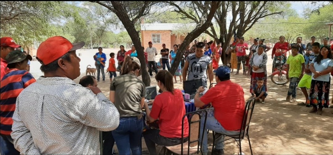 econolabpy's tweet photo. Guías familiares de #Tekoporã 👩‍👧��👦| En este Policy Brief 📄 @marcoscaceresb evalúa posibles soluciones a la baja densidad de guías familiares del programa Tekoporã 🇵🇾🔬 Accede al artículo por el siguiente link 🔗 https://t.co/W4k7GuzrMJ https://t.co/U1xbzpBt59