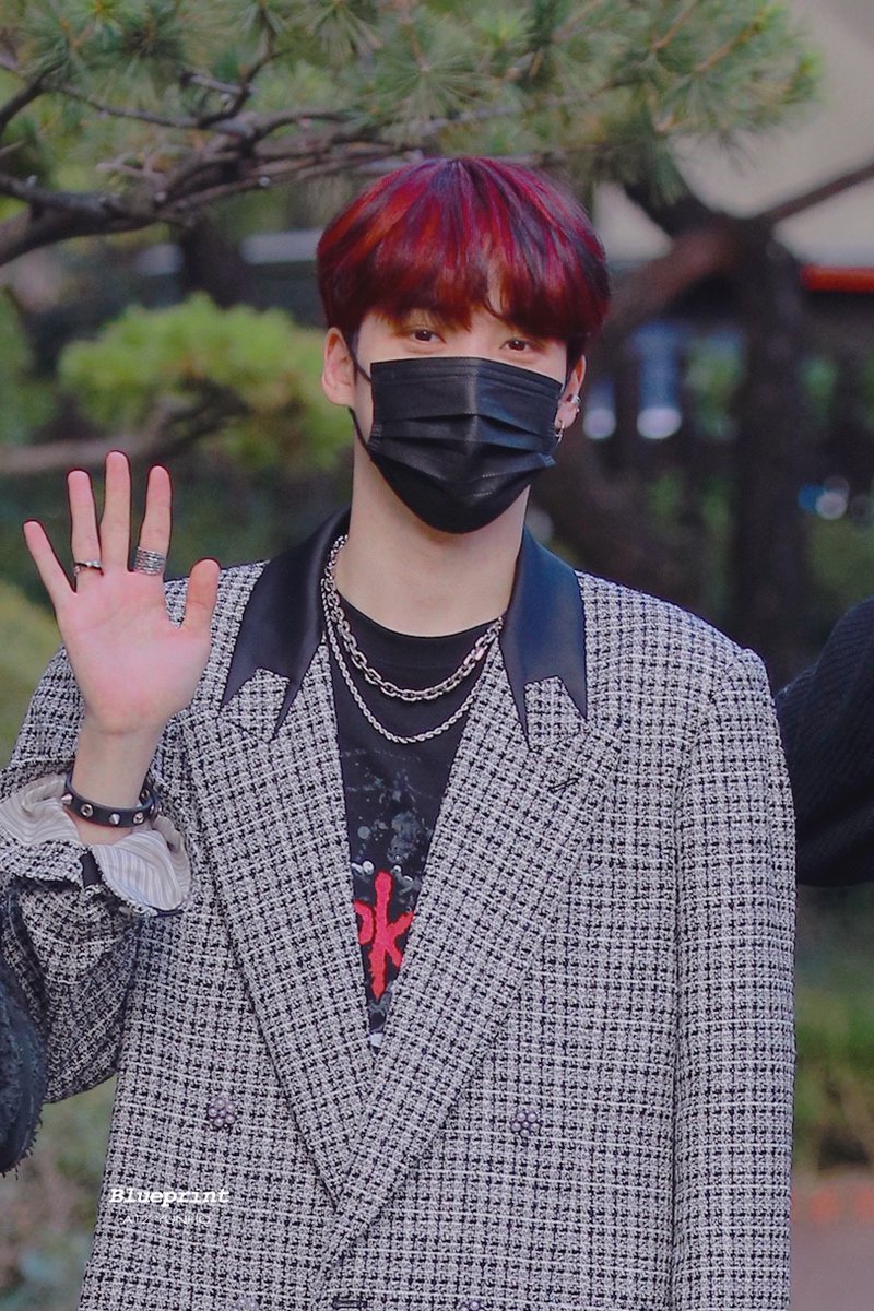 210914 💙♥️

#윤호 #에이티즈 #YUNHO #ATEEZ 
<a href="/ATEEZofficial/">ATEEZ(에이티즈)</a>