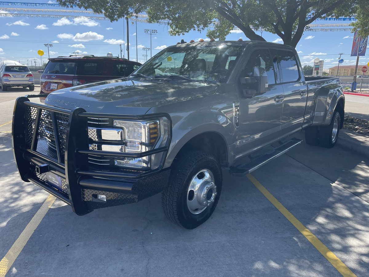 Trading_Places_'s tweet image. Wow check out these new sleds!!!!!
If we don’t have it you don’t need it. Let’s put one of these in your driveway now. 
Call me 2108876000 #blueoval #chubbymakesdeals #worryfreedriving #fordcertified #100000warranty