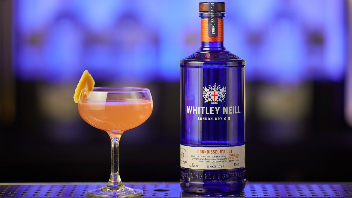 COLDistillery's tweet photo. Introducing the Grapefruit Gimlet 🍹

A fan favourite at the #CityofLondonDistillery. This sweet and zesty sipper combines our @WhitleyNeill Connoisseurs Cut with fresh grapefruit, zingy lime and a drop of sweet syrup. 👌

#WhitleyNeillGin #CityofLondonDistillery https://t.co/W3npEMXSoW