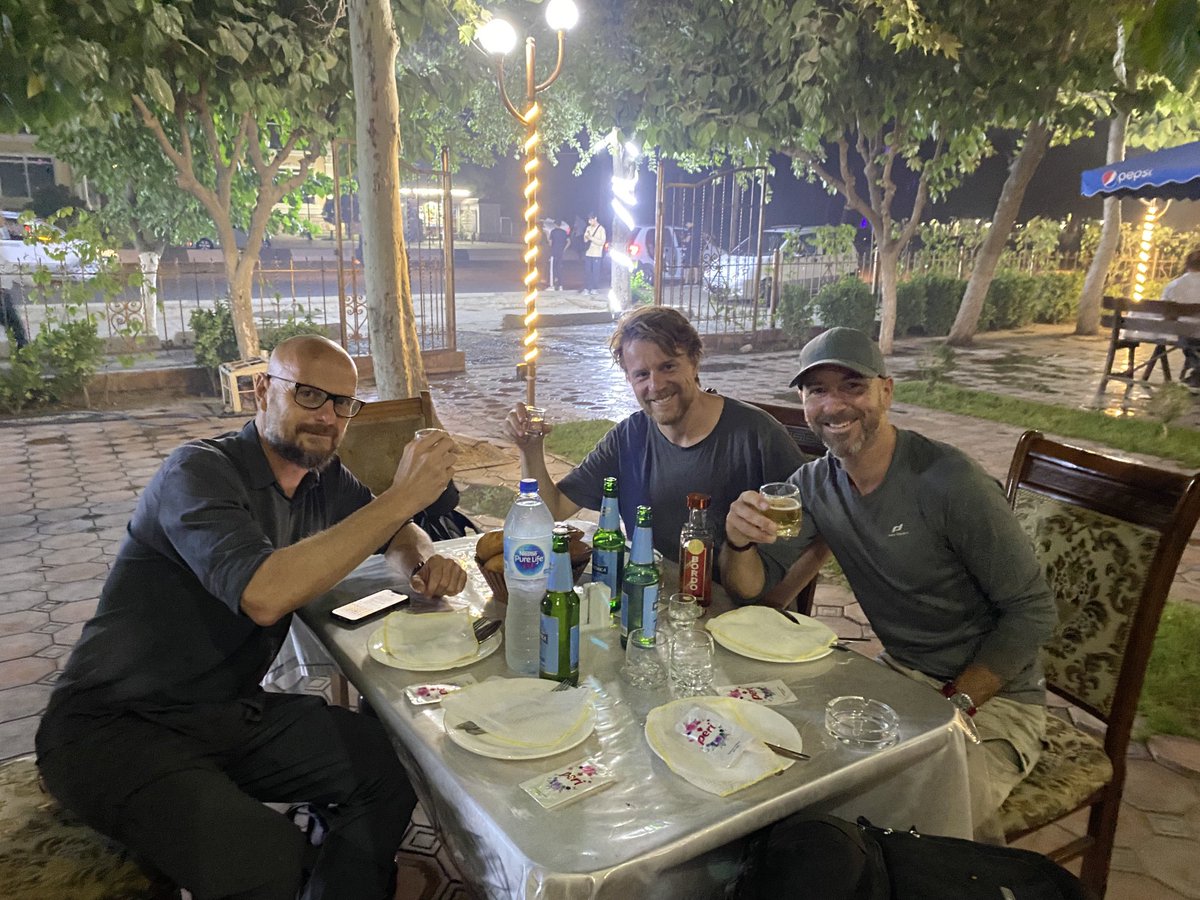 Tisdagsmiddag i Termez, Uzbekistan. Med Göran Engström och ⁦<a href="/MagnusWennman/">Magnus Wennman</a>⁩