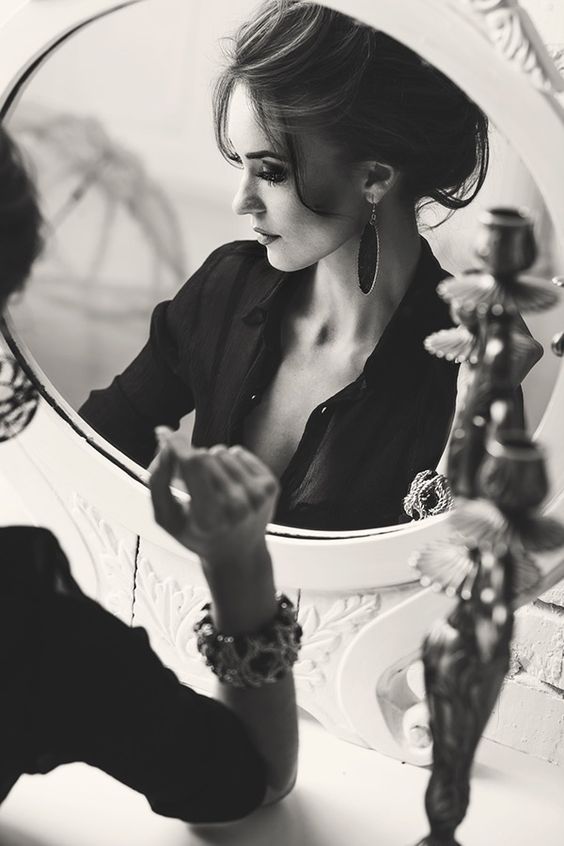 ⭐⛧єl cυмυlσ dє lα нiρσcяєsiα єs cυαиdσ αlgυiєи тiєиє dσs cαяαs y иiиgυиα dє єllαs siяvє.

нαρρy dαy💚⭐

#chictresy_ #girlpower #inspoquotes4all #happy #motivated #facetoface #amazing #publication #quotes