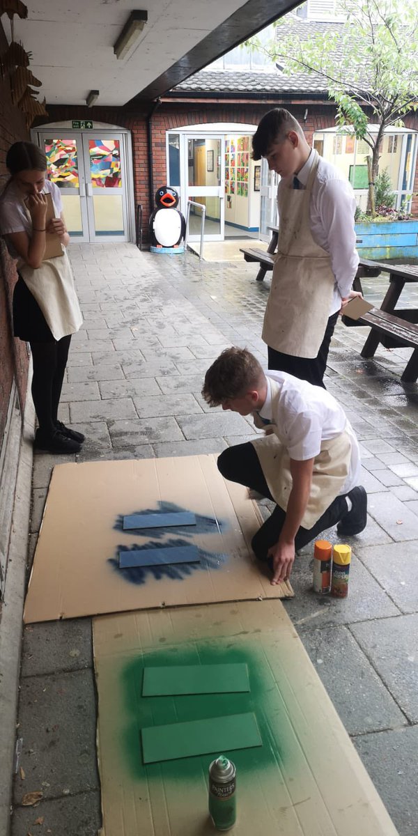 Year 10 GCSE DT students learning about material finishes by modelling how hydro dipping would work in manufacturing.@satrust_ @MeltonTown @meltontimes