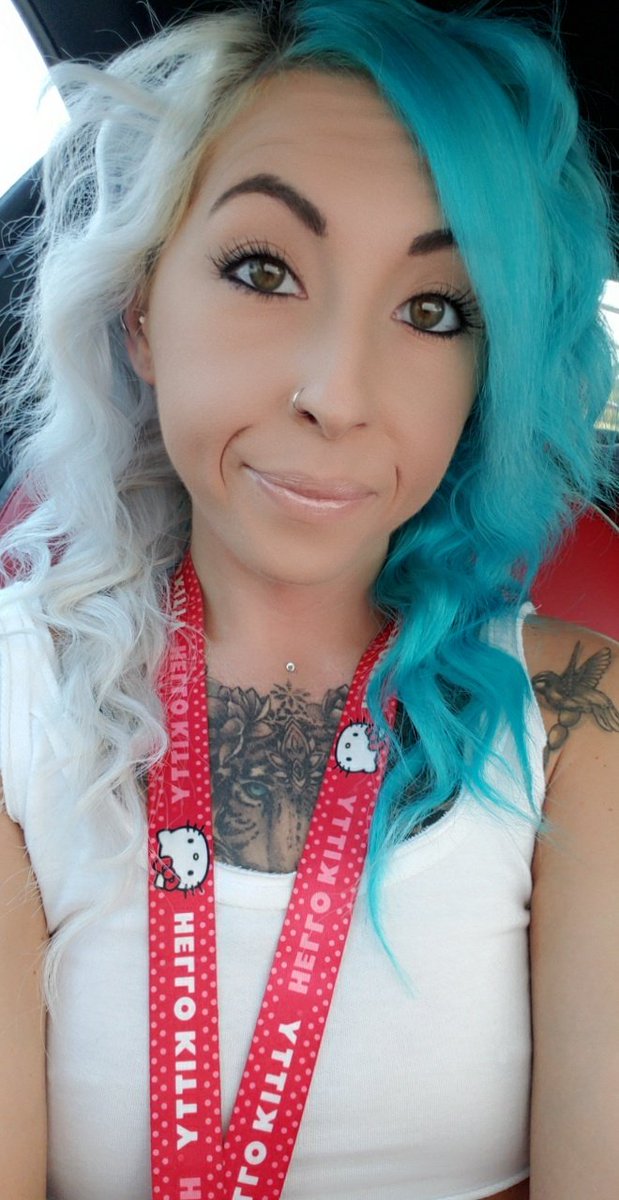 mshellokitty47's tweet image. Its been awhile, work has me busy and stressed.

New hair, who dis?