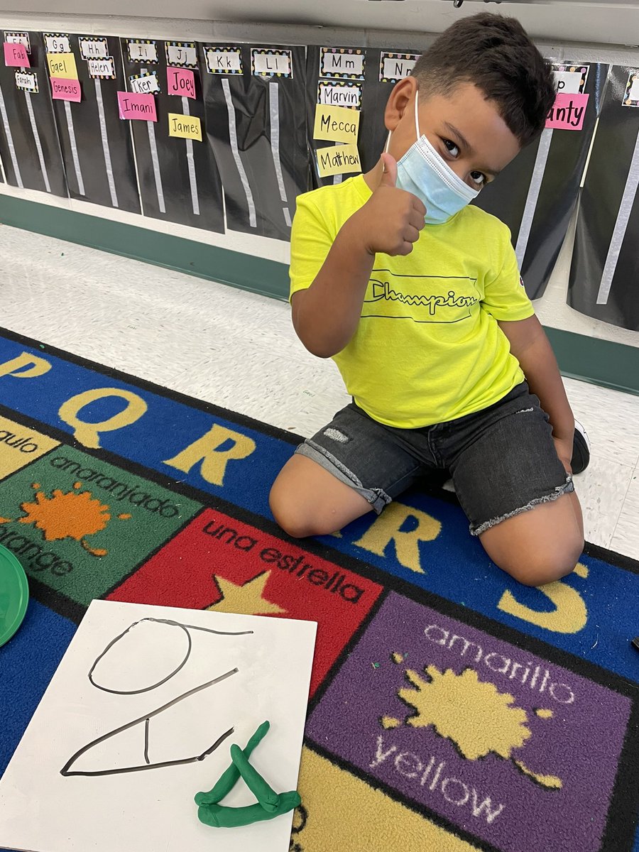 MsPflager's tweet photo. Kindergarten is pure JOY! We love learning together, even at a distance 😄 https://t.co/ONLdeOgPS3