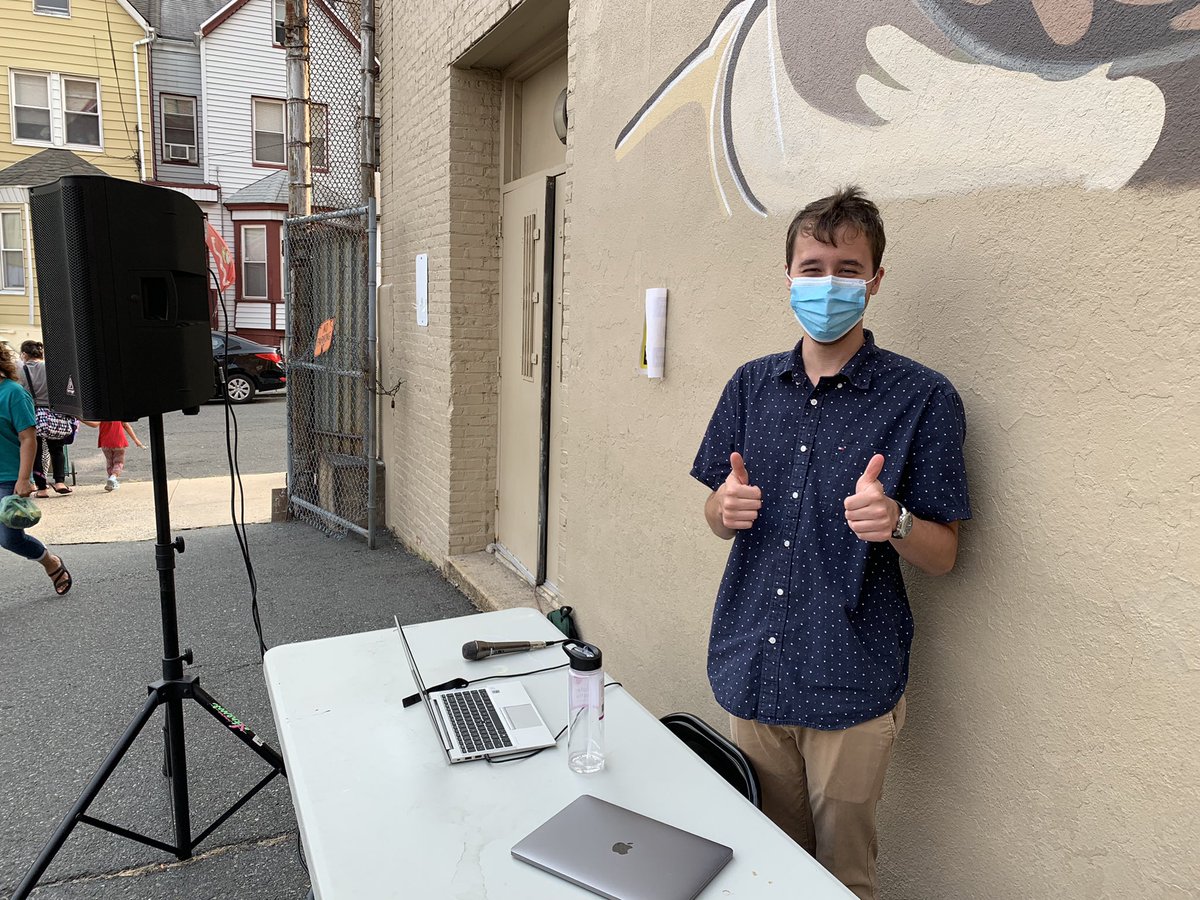 Roberto Clemente Elementary School tweet media