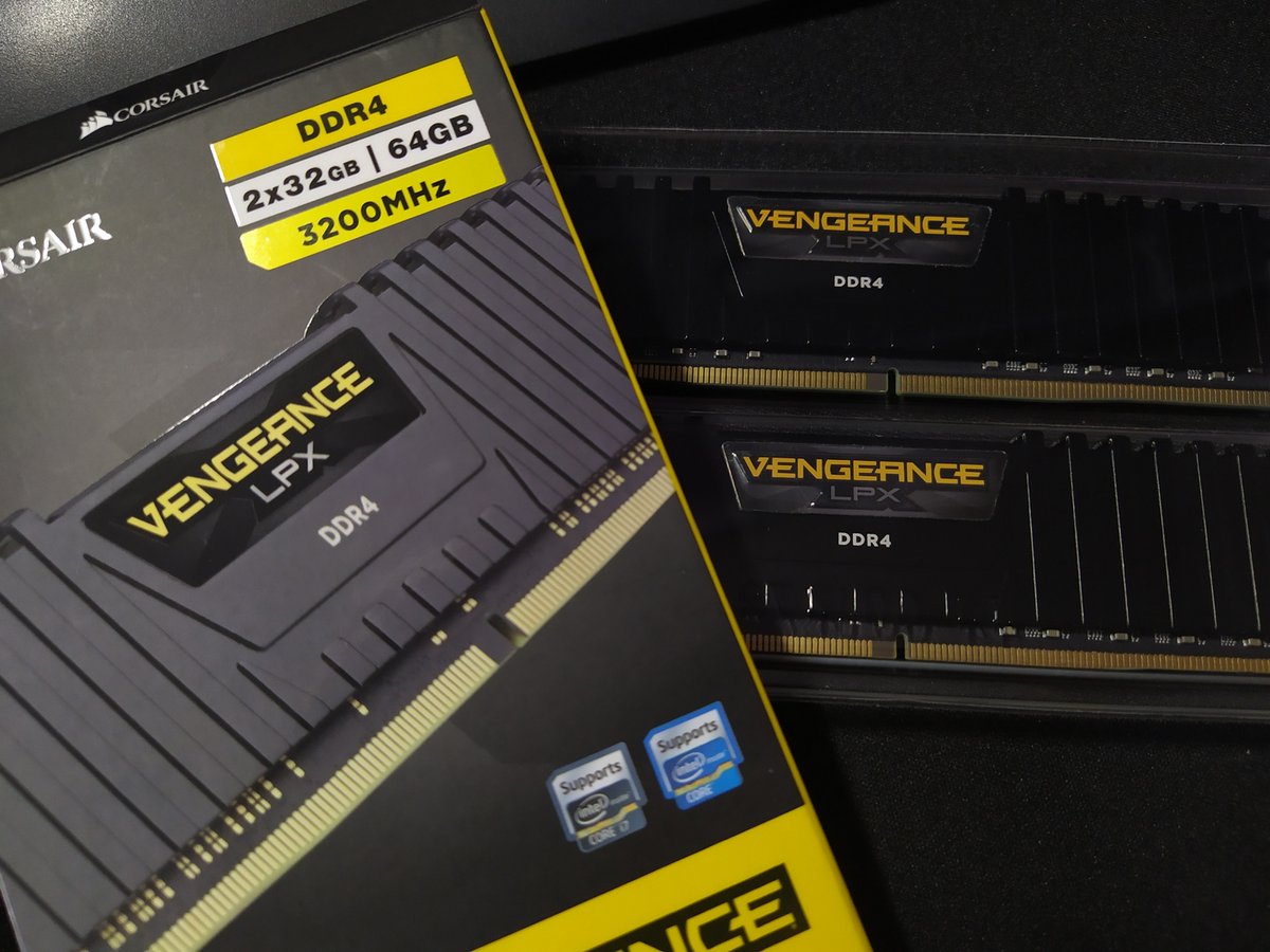 TimurKh's tweet image. I challenge you! #vscode #devcontainers #chrome