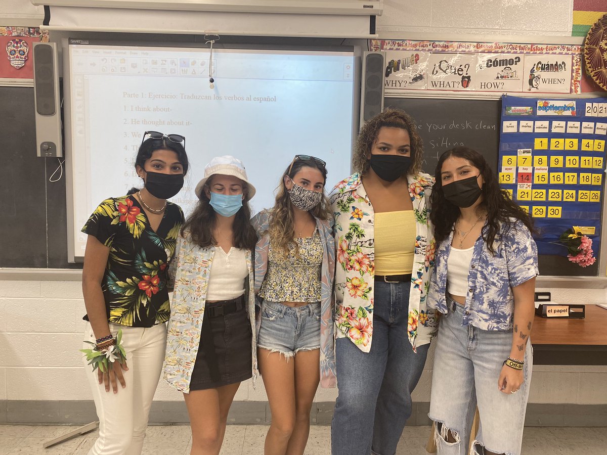 OakStuCo's tweet photo. happy tropical tuesday! thank you to everyone who has been participating in spirt week so far! tomorrow is western wednesday so don’t forget to dress up! https://t.co/oy9ickXKzO