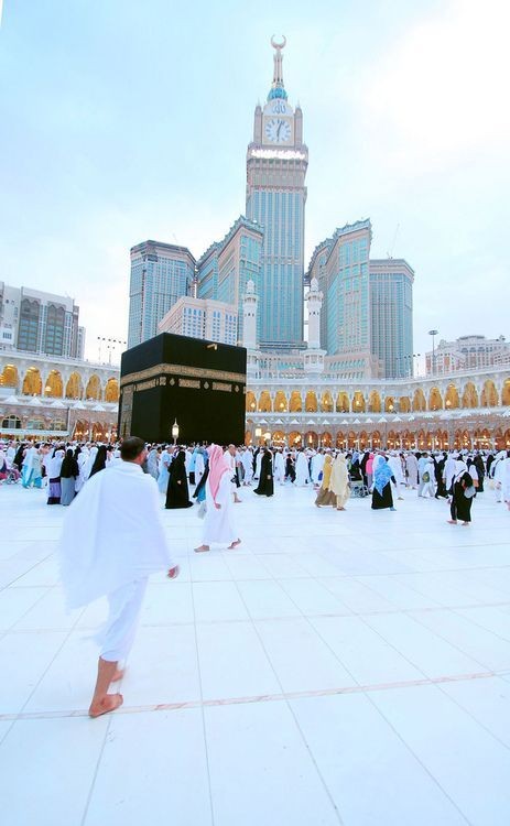 Rbrth1223's tweet photo. “Barangsiapa datang dengan (membawa) kebaikan, maka dia akan mendapat (pahala) yang lebih baik daripada kebaikannya itu.” (QS. Al-Qashas ayat 84)
 #Osdiumy2021 #Umyogya 
#Intelektualmuda #mudamendunia #Alqurandihatiwujudkanmimpi. https://t.co/yD2tZCxosO