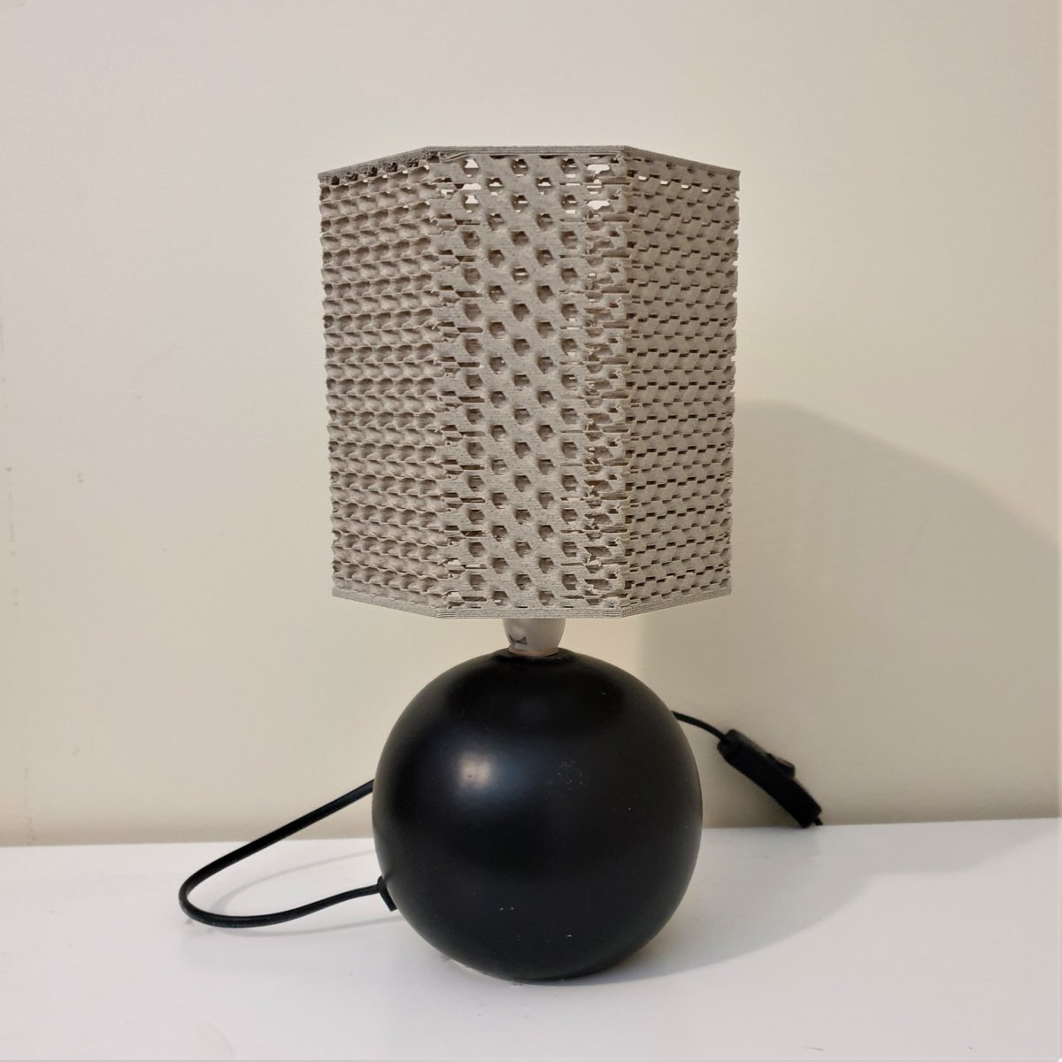 3DPrintBunny's tweet image. Last night I set away a 5 hour print of a lampshade printed in 10% gyroid infill with no perimeters. I thought it might be a bit fragile but it printed really well, very solid.

Printed in @Polyalchemy Limestone
0.35mm layer height
8 top layers, 10 bottom layers, no perimeters.