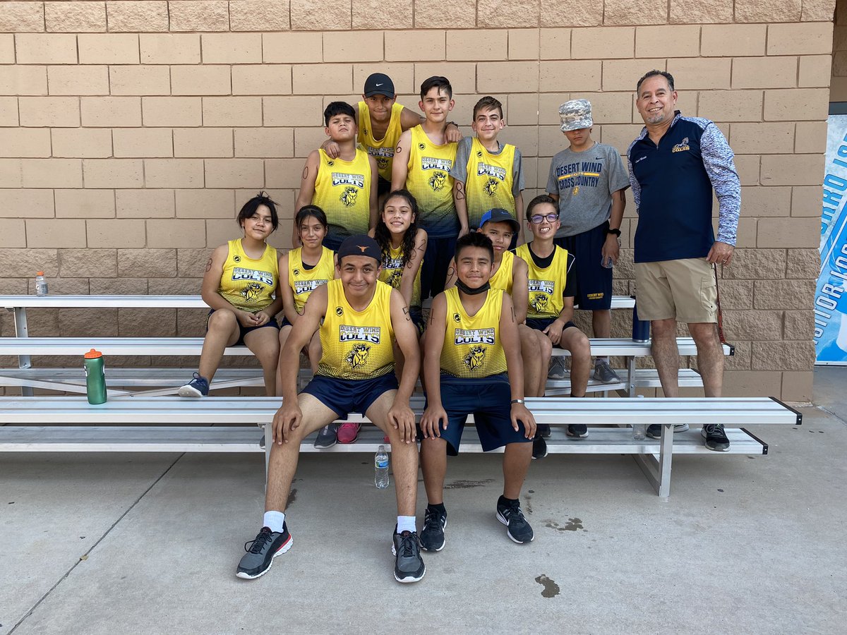 FalconsXC_EHS's tweet photo. Supporting our Desert Wind Colts in this years XC Conference A Meet #RunFastRunFar https://t.co/tdas3m3jaJ