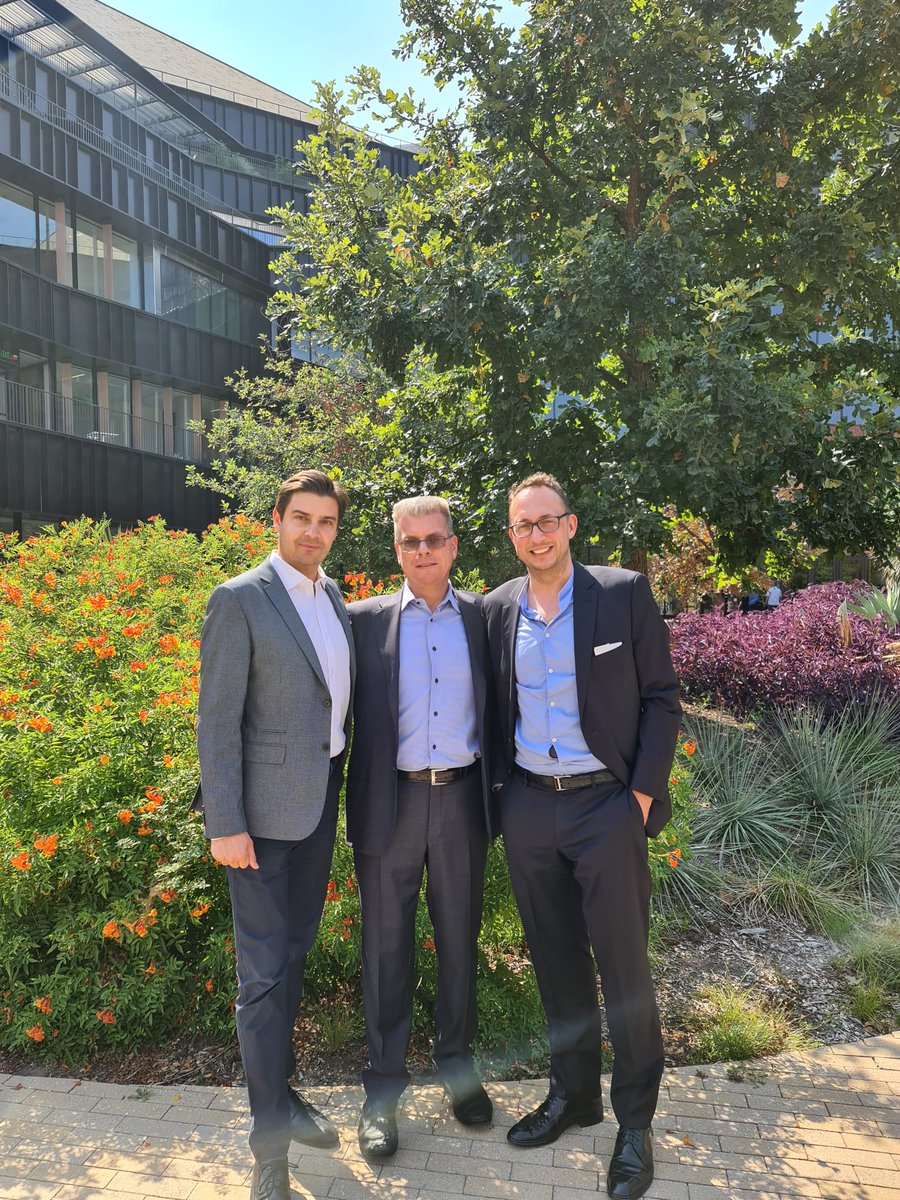 BlockchainRealE's tweet photo. We was great to be able to connect and network with folks in person. Thanks to everyone who came both in person and virtually, we hope the event was worthwhile!
@MichaelFlight1
#RealEstate #blockchain #realestateinvestor #cryptocurrency #austinx #event #cryptonews https://t.co/JHvXfWKz8O