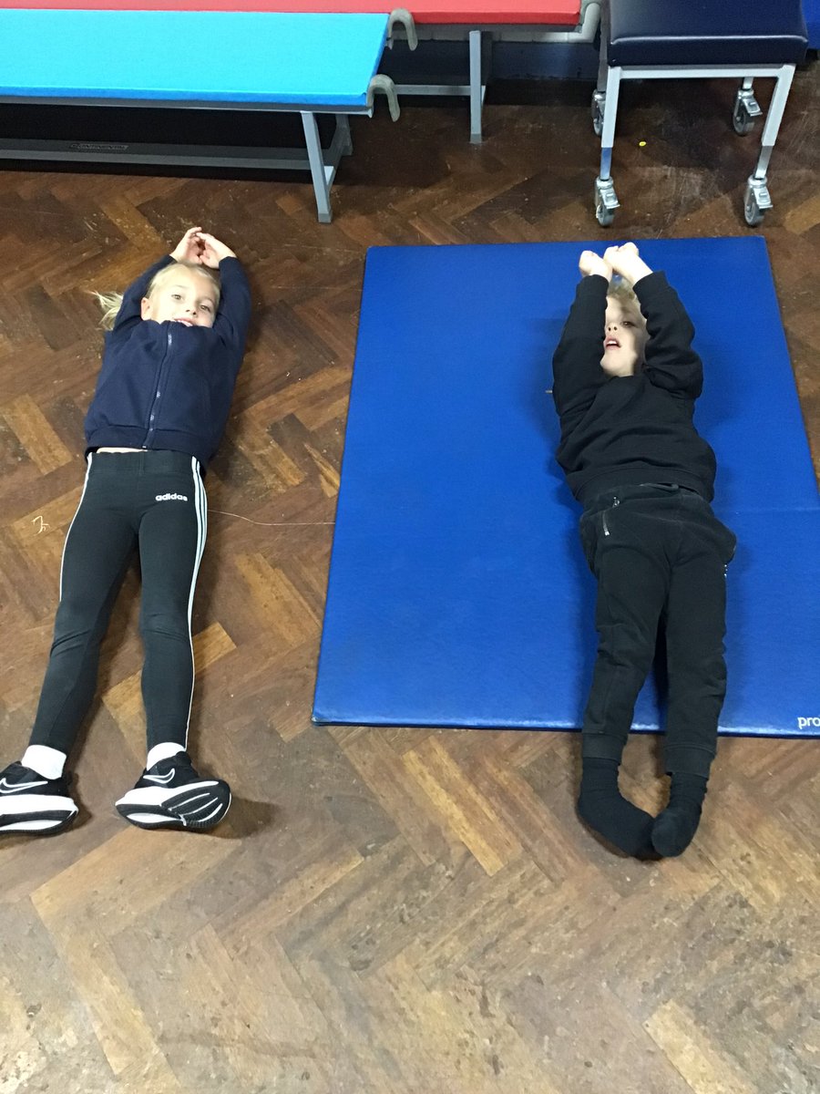 MrsST6's tweet photo. Today, the Hedgehogs were making different body shapes in PE. They had the added challenge of mirroring their partner too. They did a brilliant job! @walton_primary @Create_Dev #realgym https://t.co/jEDKkJHs5H