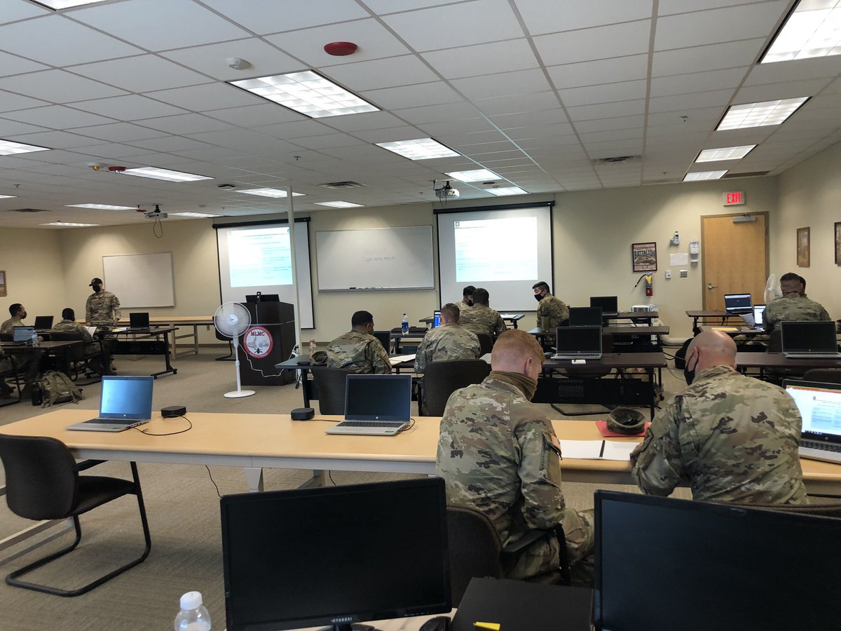 PeteGlassArmy's tweet photo. @316CAVBDE we #generateleaders with Maneuver Leaders Maintenance Course #MLMC. If you can’t maintain it or sustain it you won’t be able to 🥊it! #MLMC students discuss the importance of having a unit SOP. Maintenance = #Generatelethality @FortBenning @ChiefofArmor https://t.co/Zq4oUQPIyA