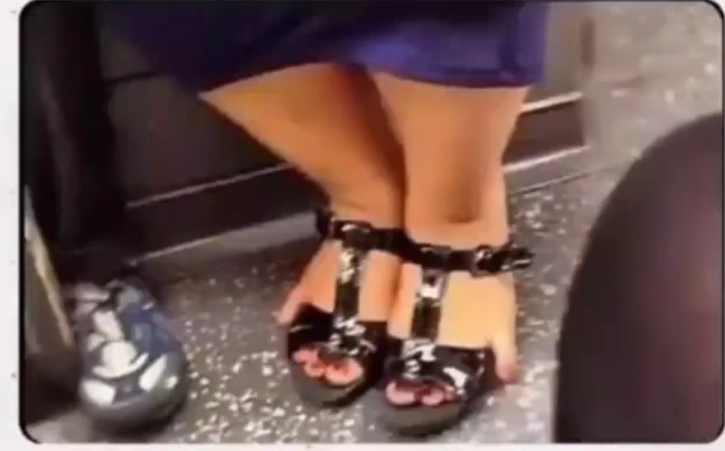 Bacım sen "giydikçe açılır" lafına biraz fazla güvenmişin sanki🤭🤭