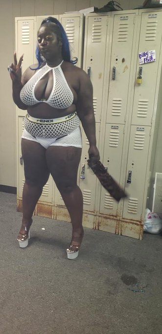 Catch me in Chicago this Friday https://t.co/cLwdhSpTLH