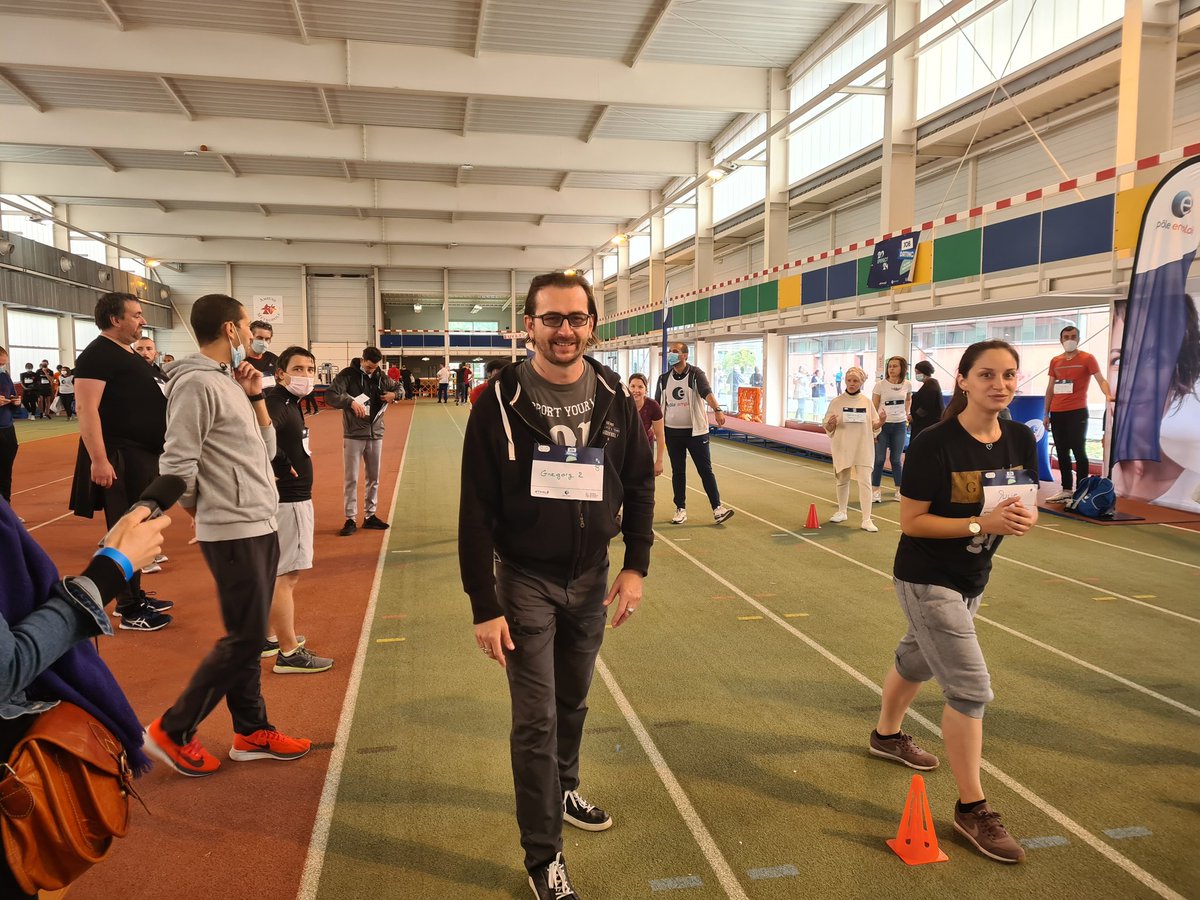 AdillRs's tweet photo. #StadeVersEmploi 2021, très belle journée en présence d entreprises et chercheurs d'emplois, motivation,engagement, savoir-être, valeurs du sport. Plusieurs entretiens ont eu lieu. #stadeurbainwallet #AvecPoleEmploi,#TousMobilises #Amiensdury,@LEBEAUAmlie1 @BoucauxLaurent https://t.co/jmhtD2pTOZ