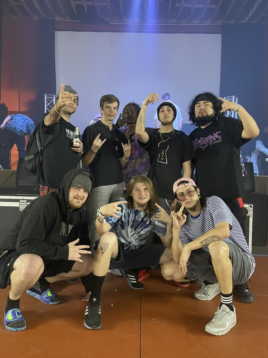Shoutout <a href="/Gener8Fest/">Gener8Fest</a> for having us out, the production was solid and the energy was amazing!! More <a href="/HOOLIGANS_CREW/">HOOLIGANS 😈</a> tingz this Friday in Htown!! 
#Dallas #FtWorth #Riddimdubstep #HooligansTx