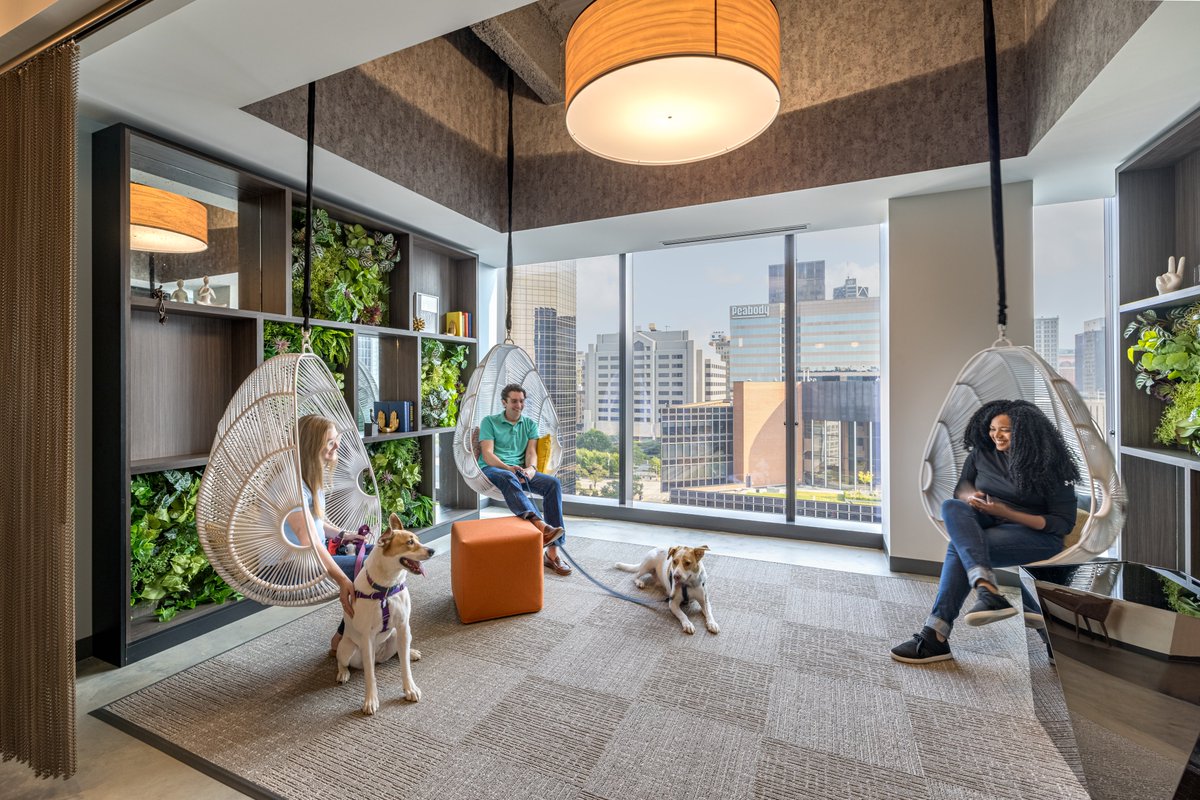 sparkstlouis's tweet image. The Dog Days of Summer may be coming to an end but your dogs are always welcomed here at #SparkSTL. 🐶 Sign up for a tour by emailing info@spark-stl.com. We hope to see you (and your four-legged friends) soon! 🐾
