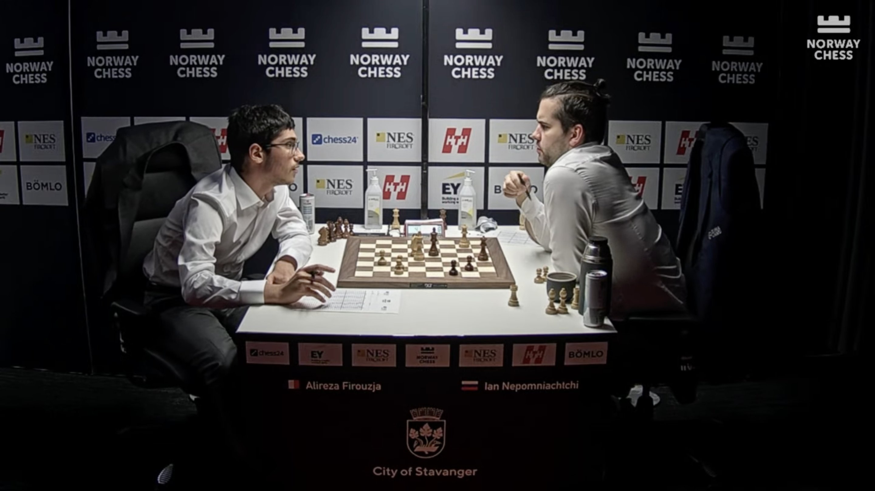 chess24 - Firouzja vs. Carlsen is LIVE now!