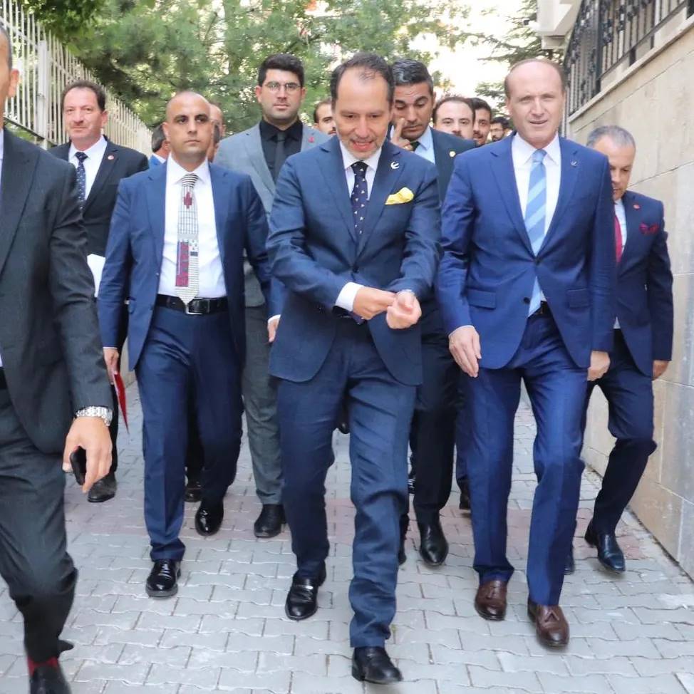 meminakguc's tweet photo. Zulme karşı yürüdüğü kutlu yolda #FatihErbakanyanlızdeğildir https://t.co/VAbLn1BQDb