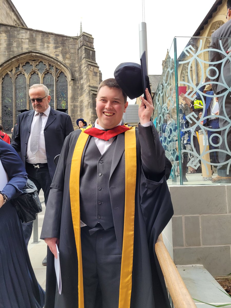 Proud mam moment today, masters in law!@Milliedew661 @mrspaulawear <a href="/JeanCrone/">christine crone</a> @janiemthomp