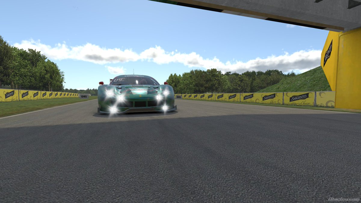 Impressionen aus dem Training für das Abschlussrennen der ersten Saison der DGTL