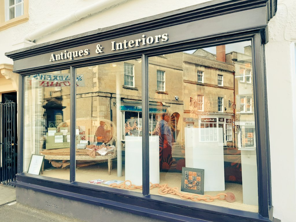 It's fascinating trying to photograph some of the Window Displays in #Chippenham. Very etheral. Tallulah Allum's amazingly striking #ceramics are peeking through the main pic - click to see. Or go look at the window 😃. One of many to enjoy! #art . <a href="/Marc_Allum/">Marc Allum</a> <a href="/HandofGloryUK/">Lisa Lloyd</a>