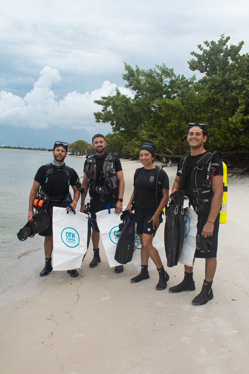 javiergorguis's tweet photo. Over a ton of trash picked up at picnic island! Follow OffTheHookFlorida on IG for more cleanup opportunities! @othflorida Big thanks to @MiamiPD @MPDMarinePatrol @CityofMiami @aileenwthenews @wsvn @MiamiBeachNews @FIU https://t.co/iThkz78EYY