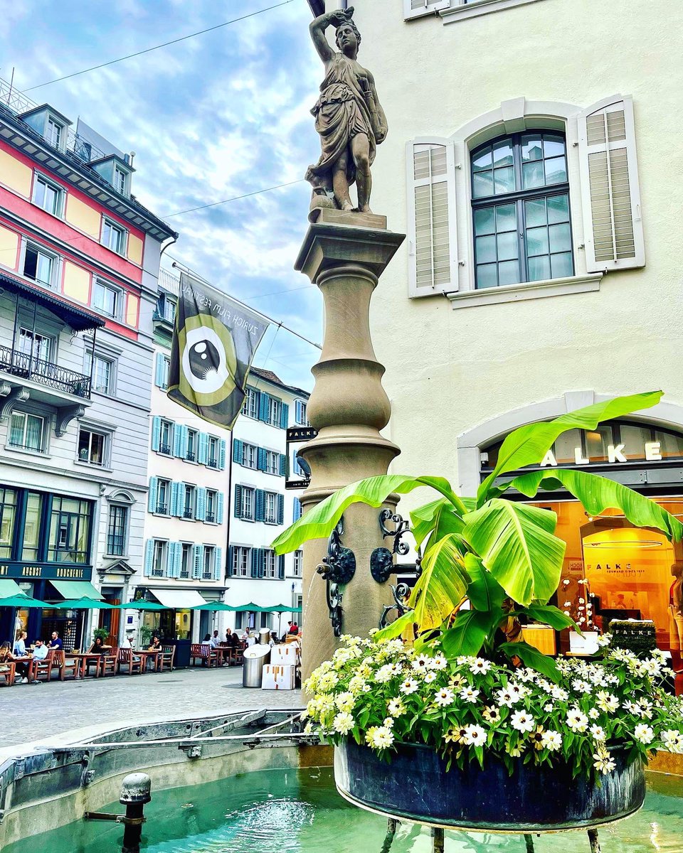 ZFFnightly's tweet photo. Thanks for the mention! NewInZurich: The flags are out In #Zurich &amp; #zff2021 is just around the corner! Which #film are you looking forward to seeing? #zurichfilmfestival @ZFFnightly @zurichfilmfest - https://t.co/UZgkLWjpNL https://t.co/tbWHvVLsQS xo xo #ZFFnightly