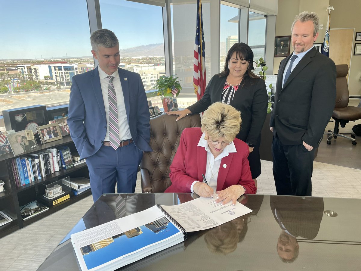 City of Las Vegas tweet media